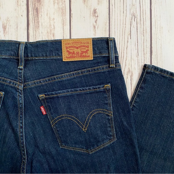 Levi’s Classic Straight Dark Wash Denim Jeans NWOT - Picture 3 of 4